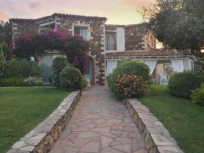 Villa Boungainvillea - Luxury Villa con piscina a 500 mt dal mare